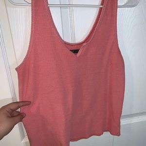 Coral colored cropped tank